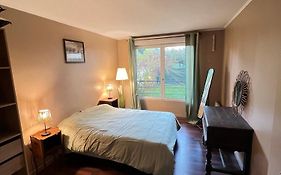Appartement Pres Du Stade De France + Parking Gratuit